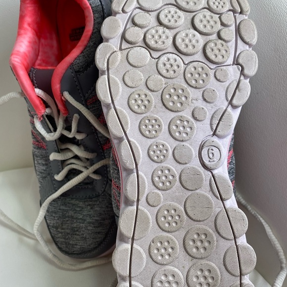 WOMENS RUNNERS GREY PINK COMFORT WORKOUT - Picture 2 of 3